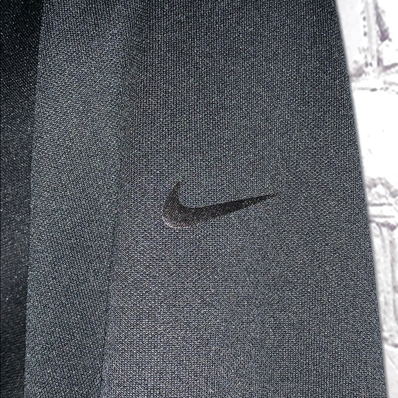 Nike Golf Quarter-Zip Black Jacket Size Youth Lg - Picture 4 of 8